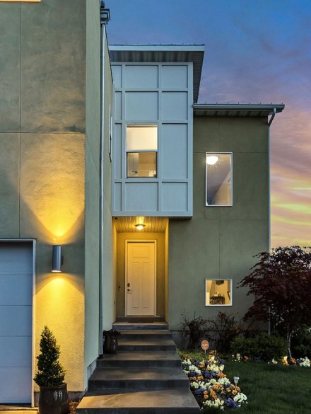 brian-babb-256298-unsplash-1-768x1021